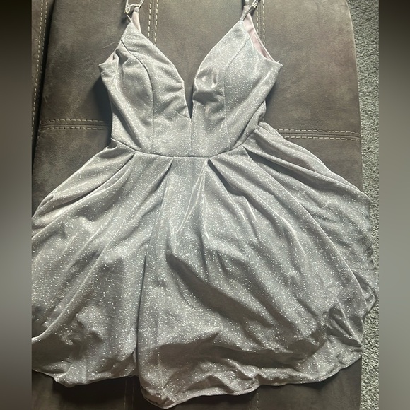 Beautiful light pink, sparkly, glitter,cocktail dress.Only worn once+pockets too - Picture 1 of 4